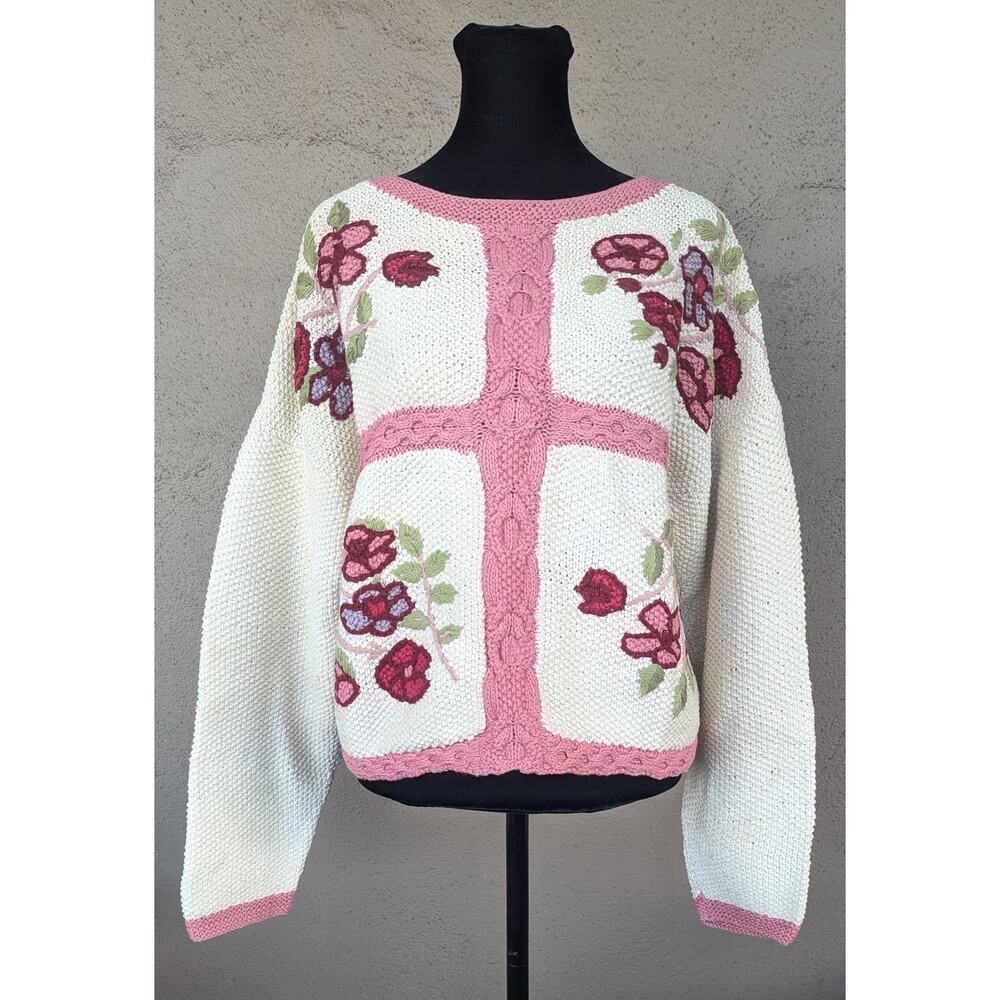 💜Handmade Embroidered Floral Cotton Sweater – Ivory & Pink Knit | M
